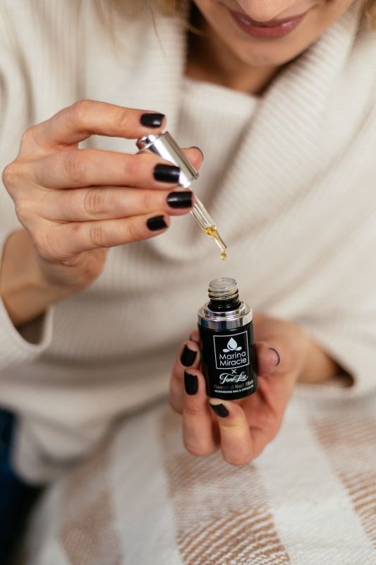 gorgeous natural and organic nail oil for strong healthy nails